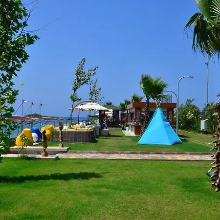Hotel The Marilis Hill & Okurcalar